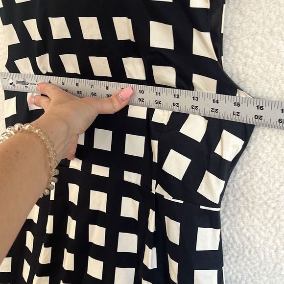 Kate Spade Dress Womens Size 6 Navy Blue and Ivory Windowpane Shift - Picture 2 of 7